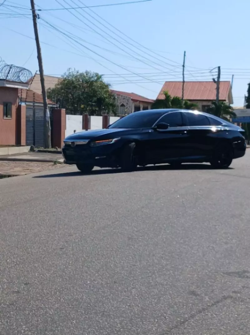 Honda Accord   - 2019