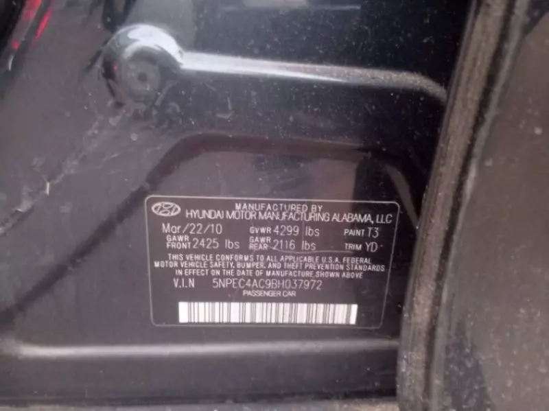 Hyundai Sonata   - 2010