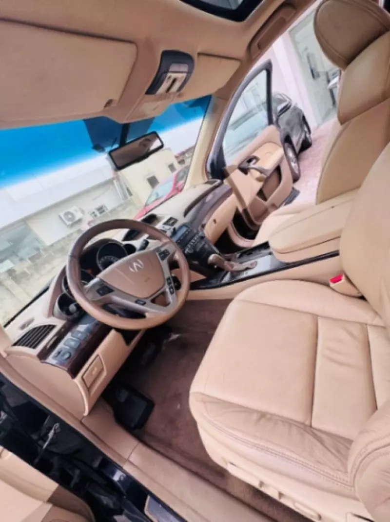Acura MDX   - 2011