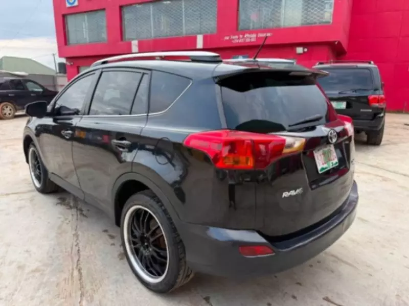 TOYOTA RAV 4   - 2015