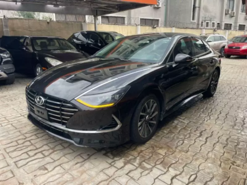 Hyundai Sonata   - 2020
