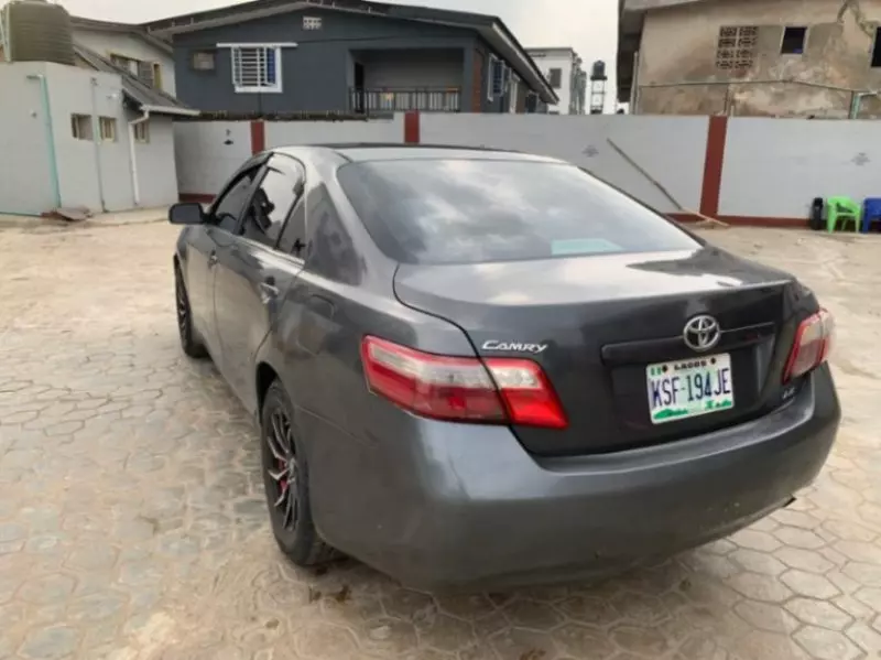 Toyota Camry   - 2008
