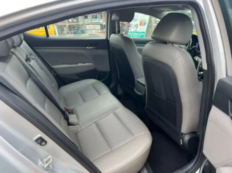 Hyundai Elantra   - 2017