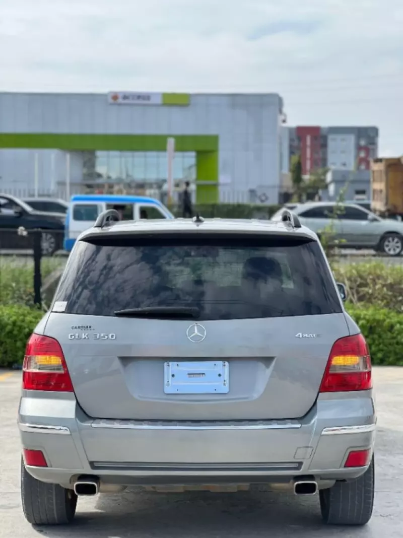 Mercedes-Benz GLK 350   - 2010