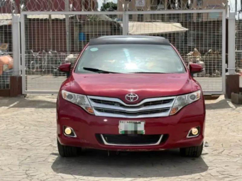 Toyota Venza   - 2013