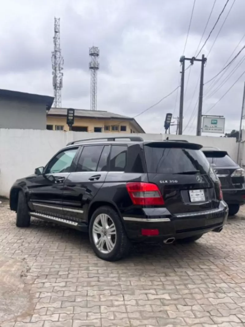 Mercedes-Benz GLK 350 - 2011