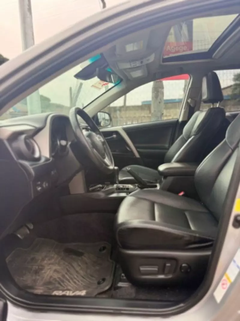 Toyota RAV 4   - 2018