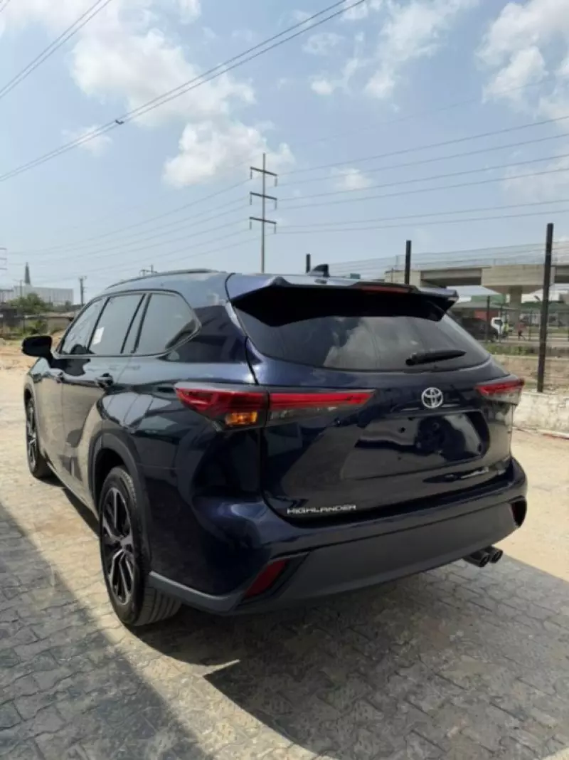 Toyota Highlander - 2023