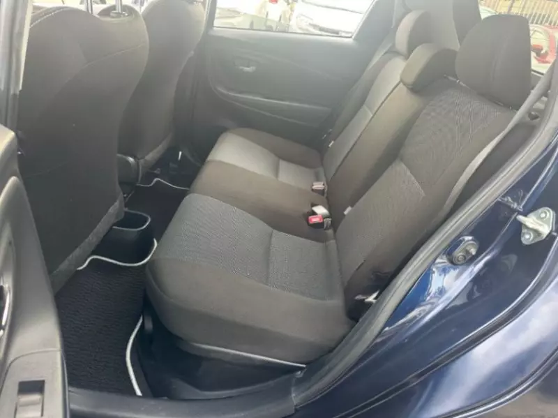 TOYOTA Vitz   - 2019