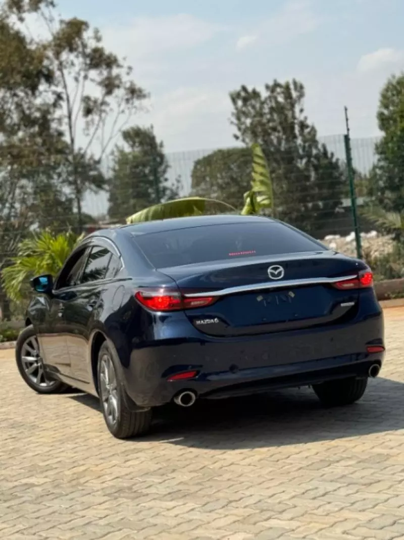 Mazda 6   - 2020