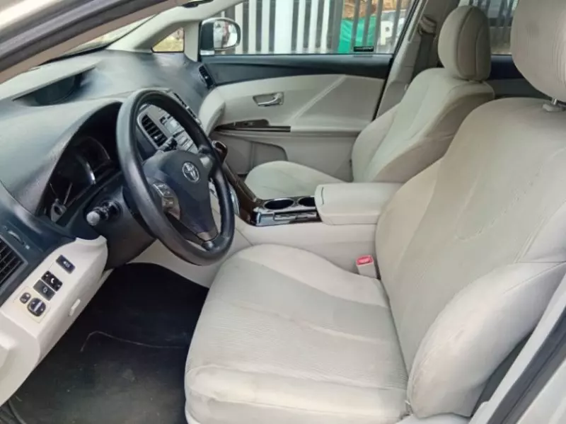 Toyota Corolla   - 2009