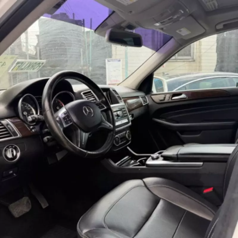 Mercedes-Benz ML-Class   - 2014