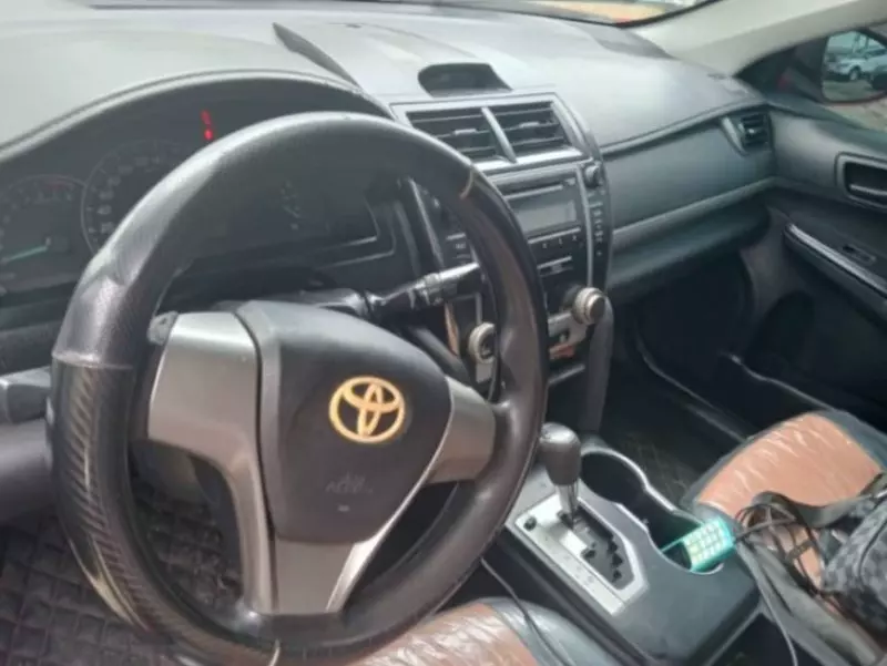 Toyota Camry   - 2013