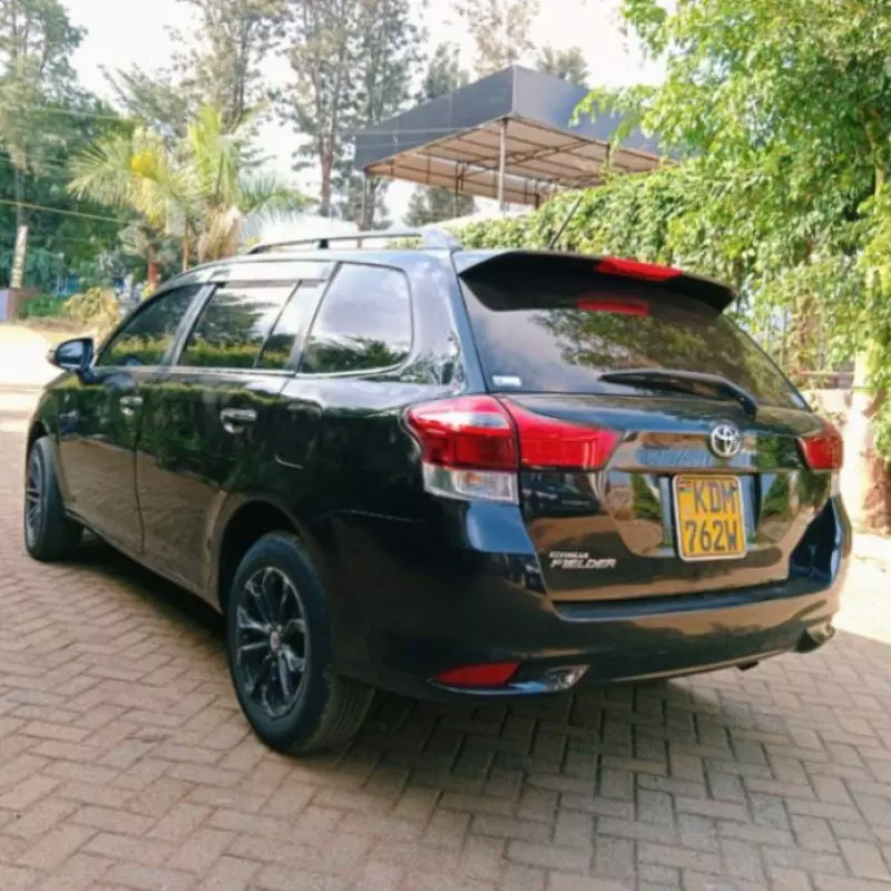 Toyota Fielder    - 2016