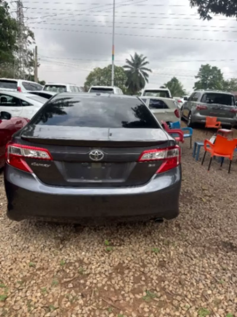 Toyota Camry   - 2007
