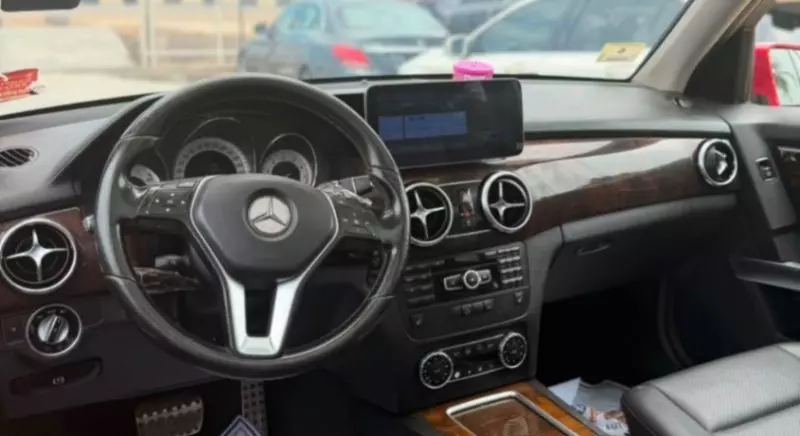 Mercedes-Benz Glk-class   - 2015