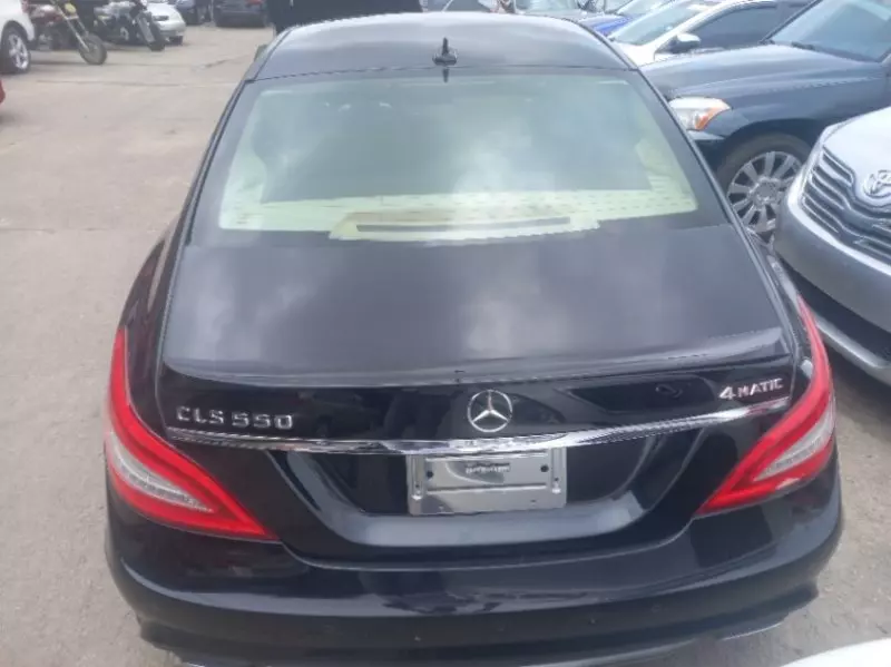 Mercedes-Benz CLS 550   - 2012