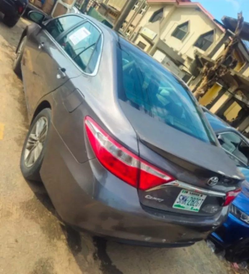 TOYOTA Camry   - 2016