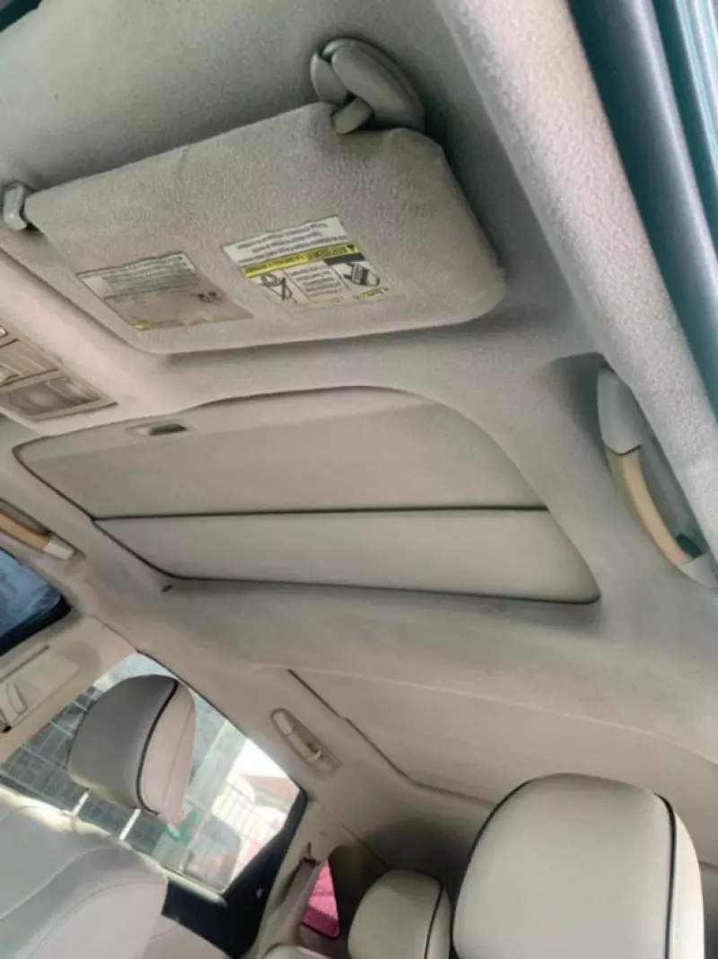 TOYOTA Venza   - 2011