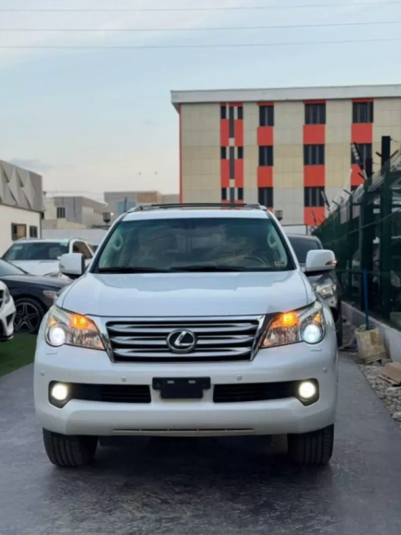 Lexus GX 460   - 2012