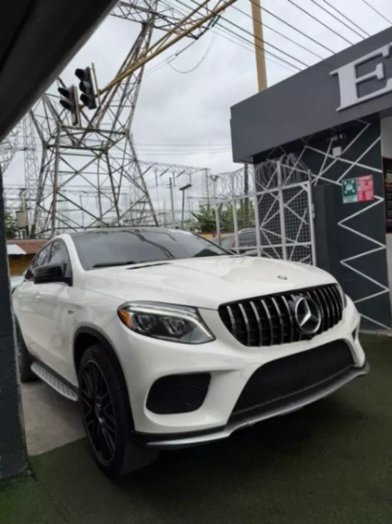 Mercedes-Benz GLE-Class - 2017