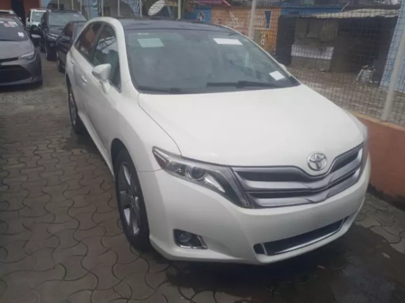 Toyota Venza   - 2014