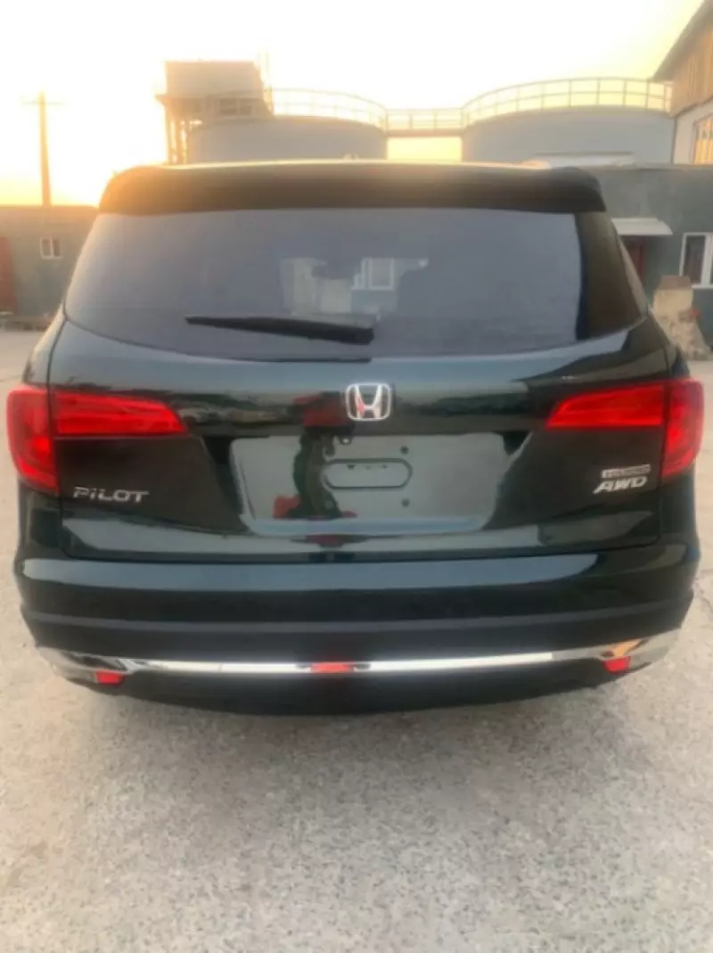 Honda Pilot   - 2016