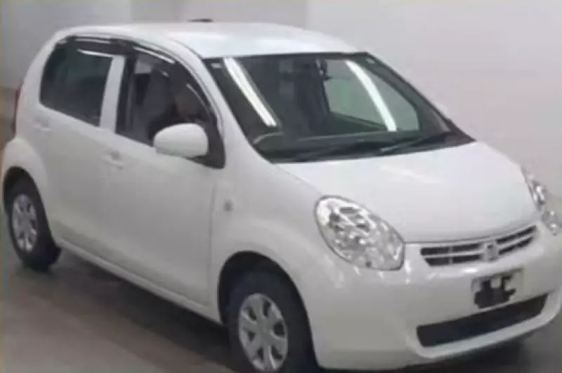 Toyota Spacio   - 2012