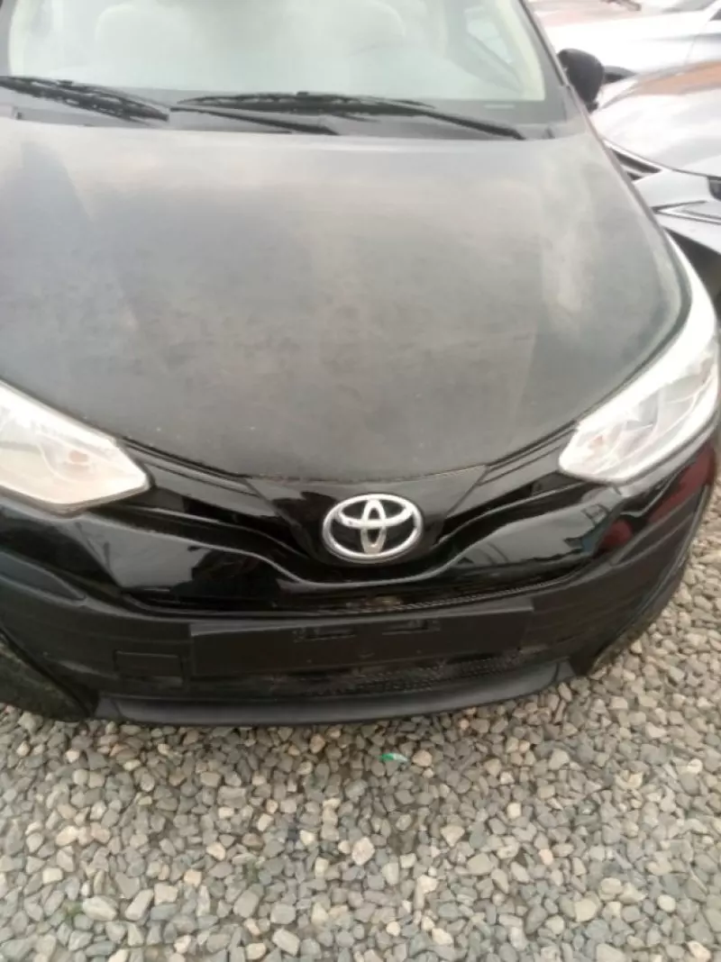 TOYOTA Yaris   - 2020