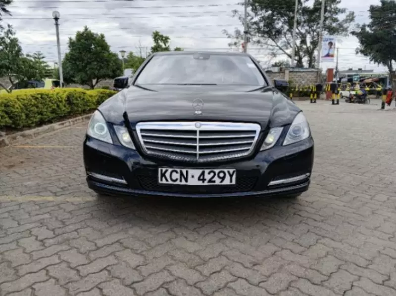Mercedes-Benz E 250   - 2011