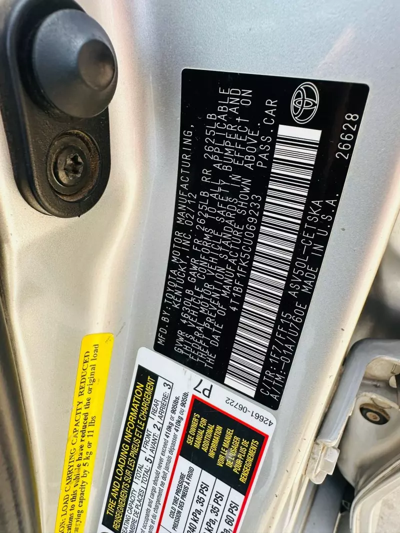 Toyota Camry   - 2012