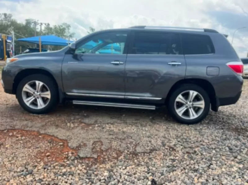 TOYOTA Highlander   - 2014
