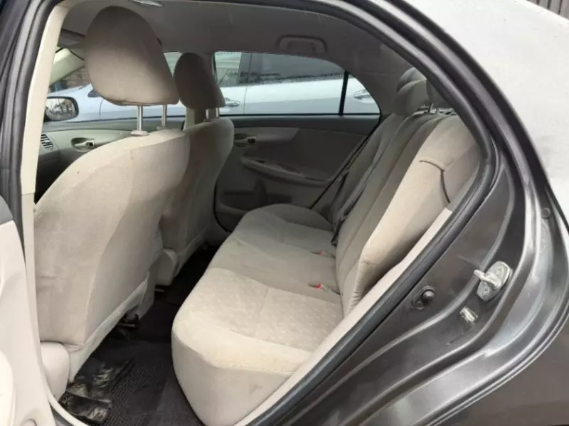 TOYOTA Corolla   - 2010