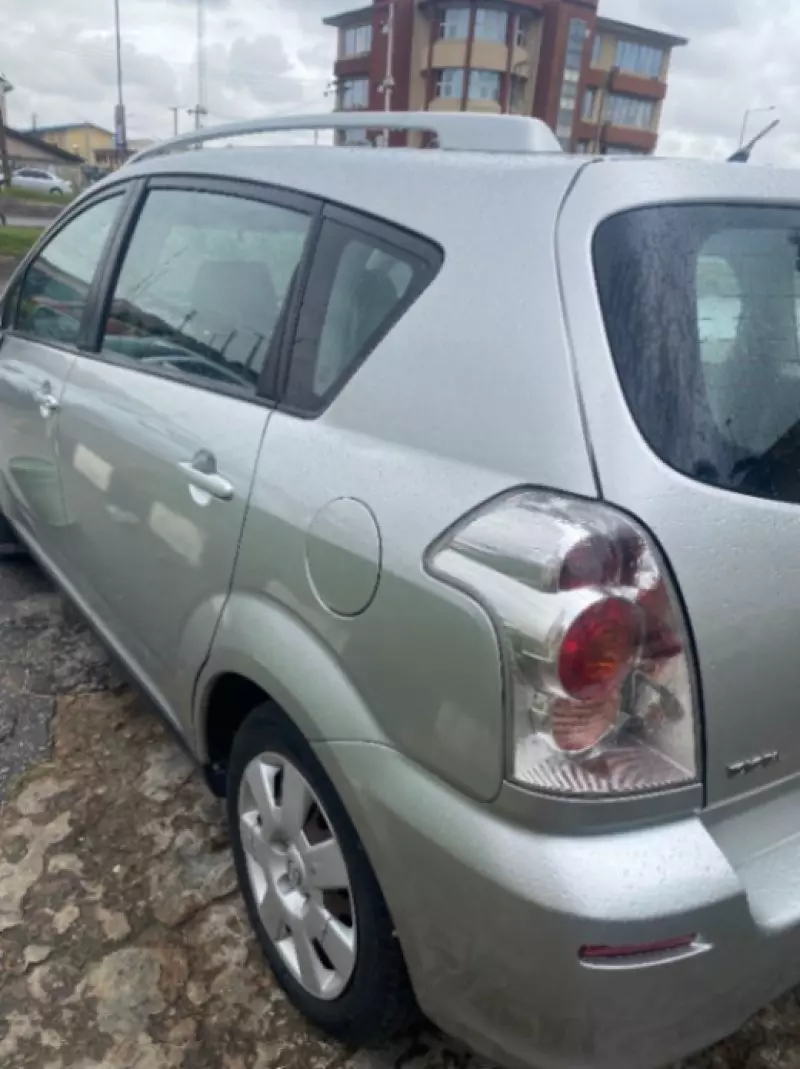 Toyota Corolla Verso   - 2006