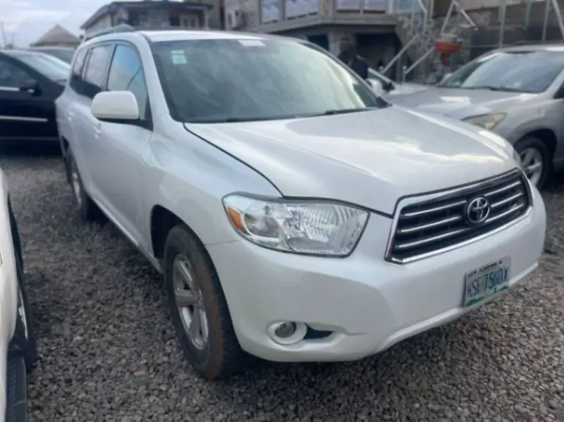Toyota Highlander   - 2009