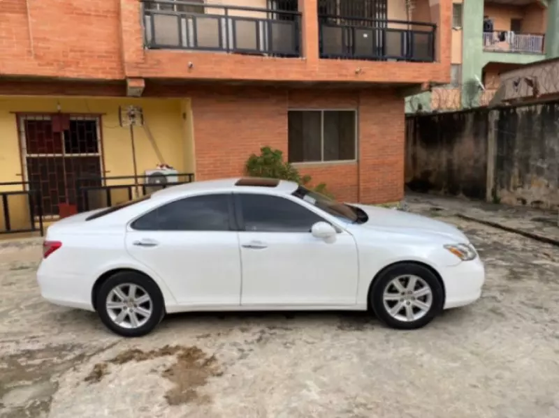 Lexus ES 350   - 2008