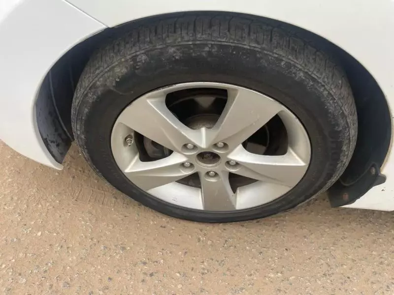 Hyundai Elantra - 2013