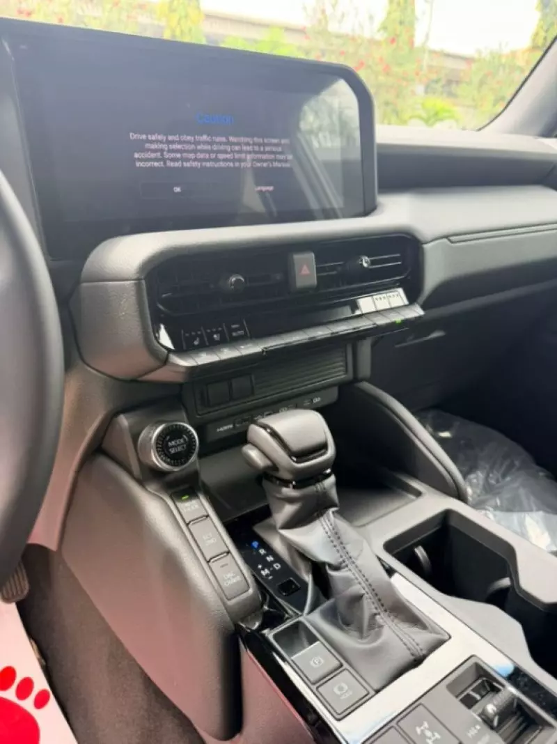 Toyota Prado - 2025