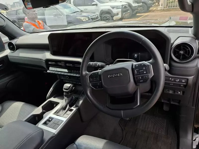 Toyota Prado   - 2024
