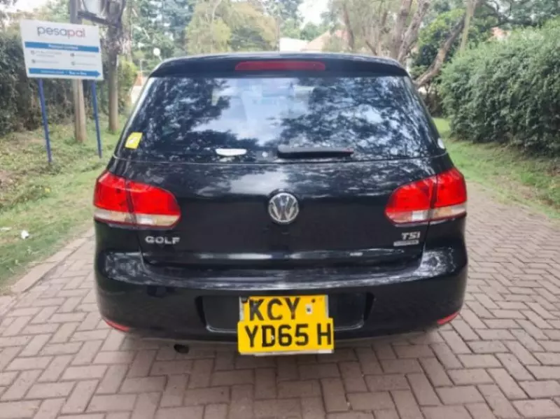 Volkswagen Golf - 2012
