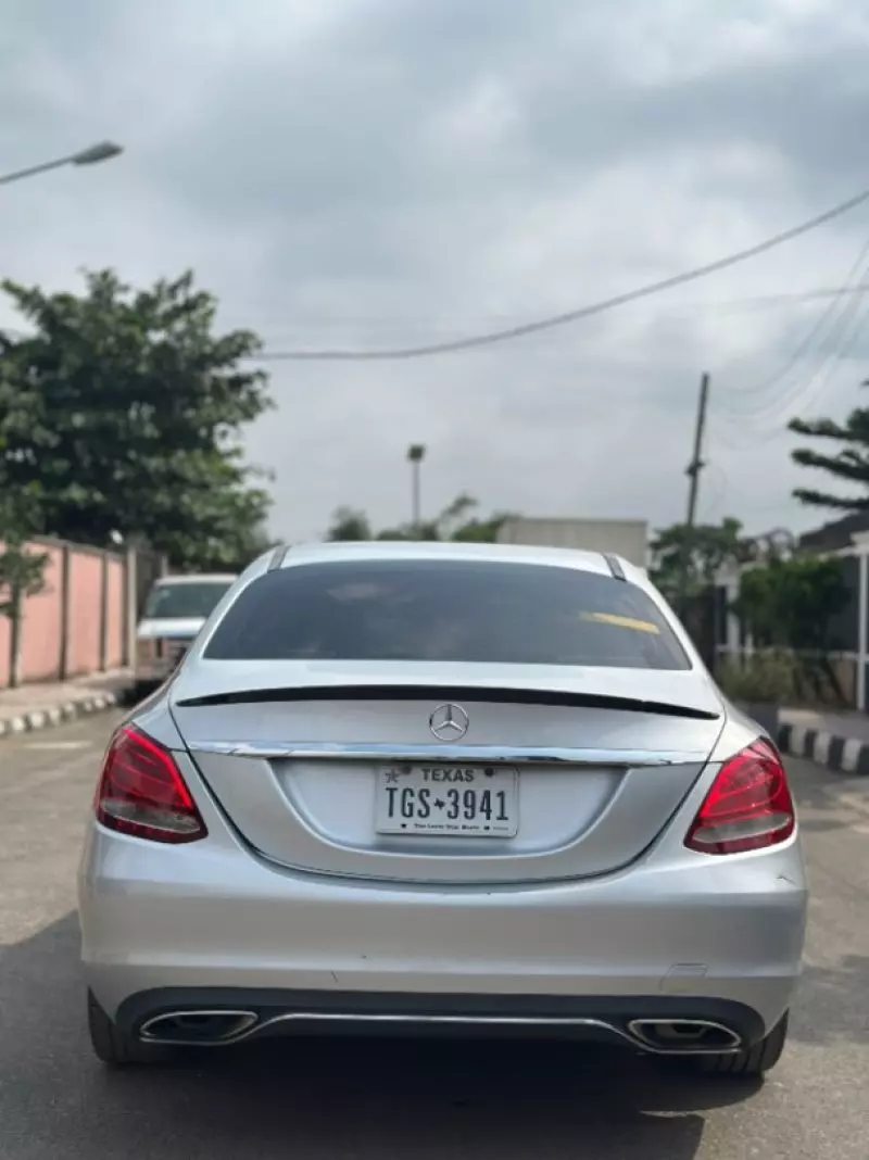 Mercedes-Benz C 300   - 2016