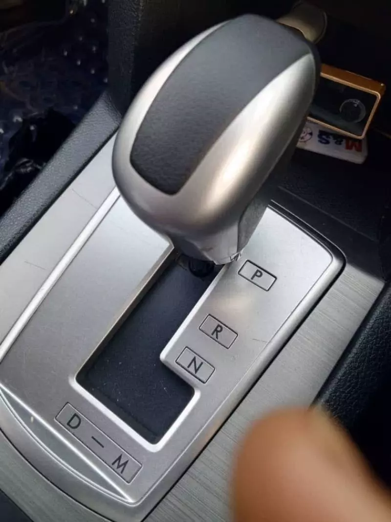 Subaru Legacy - 2010