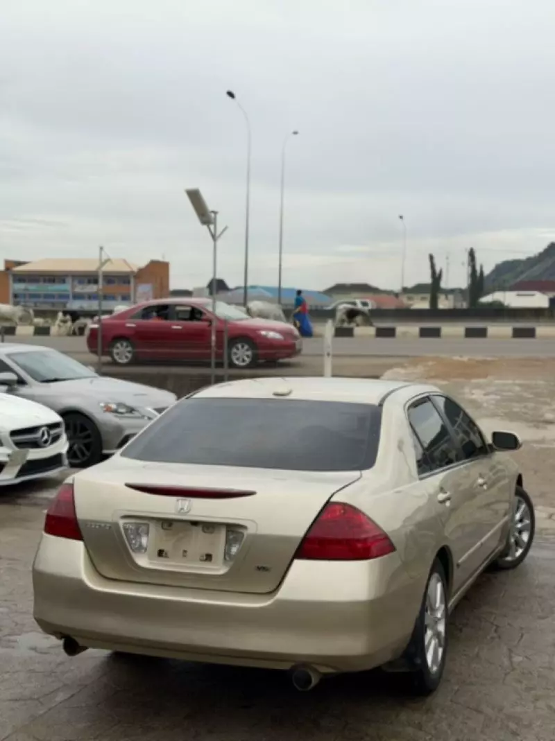 Honda Accord   - 2007