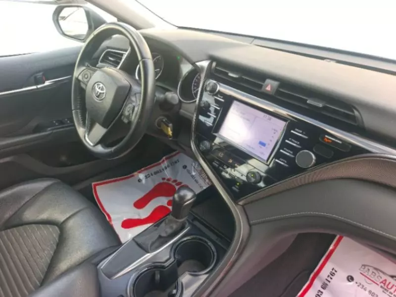 Toyota Camry   - 2020