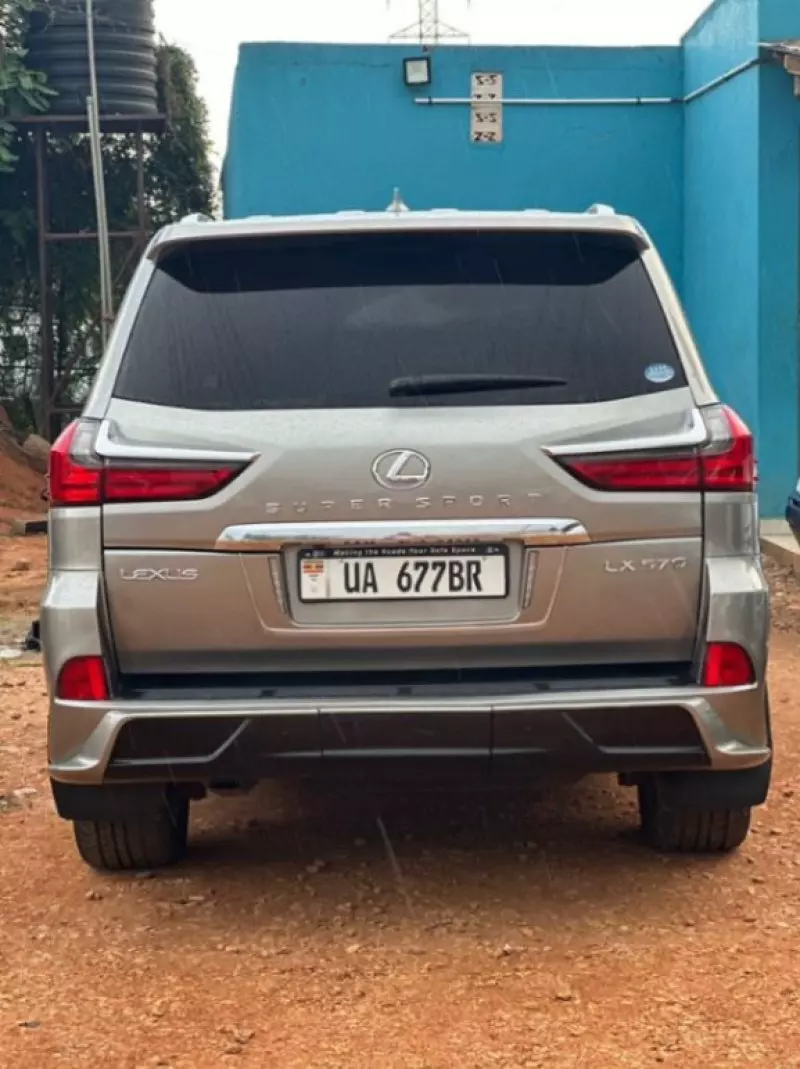 Lexus LX 570 - 2018