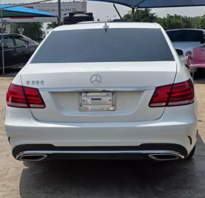 Mercedes-Benz E350   - 2014