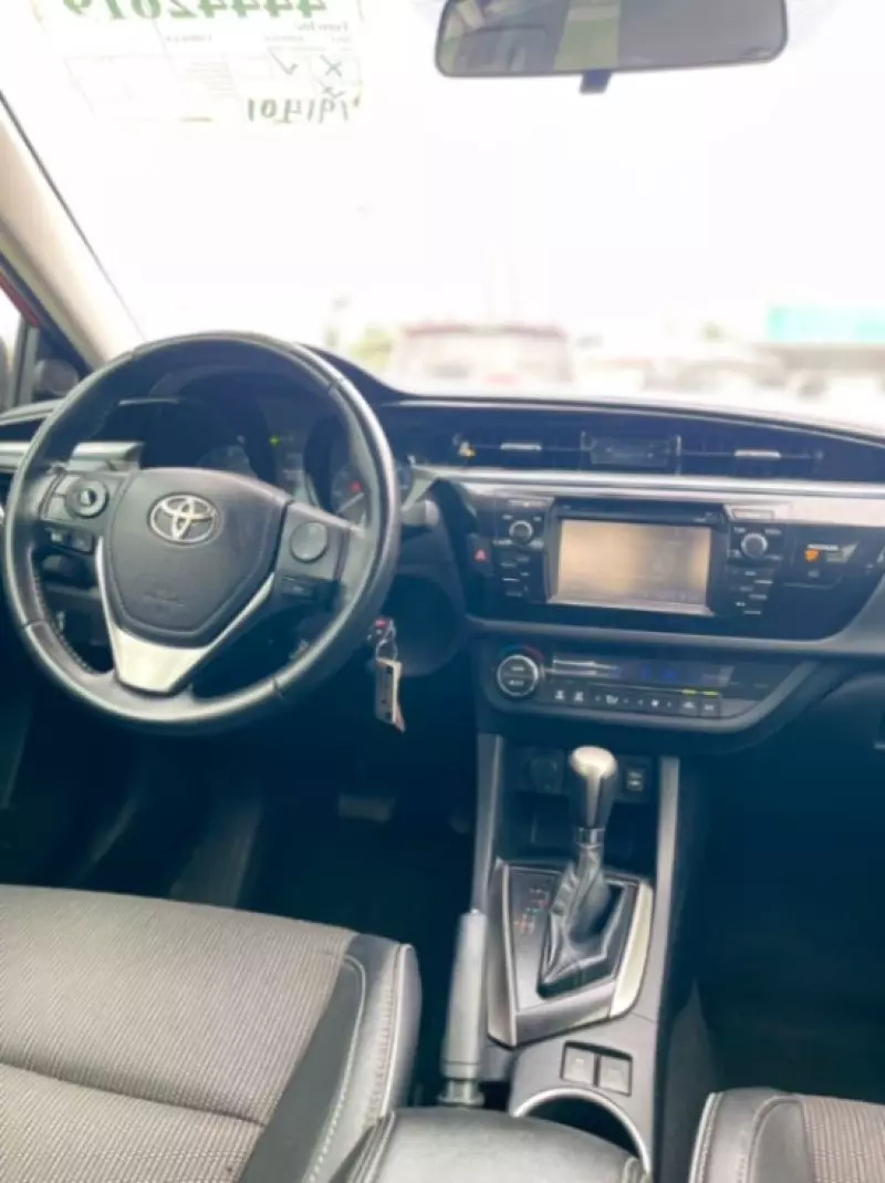 TOYOTA Corolla   - 2015