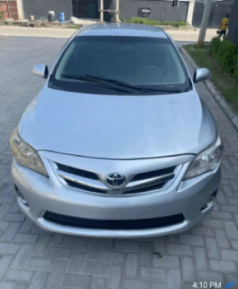 TOYOTA Corolla - 2009