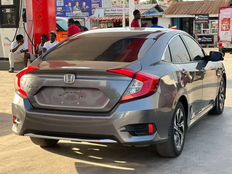 Honda Civic   - 2019