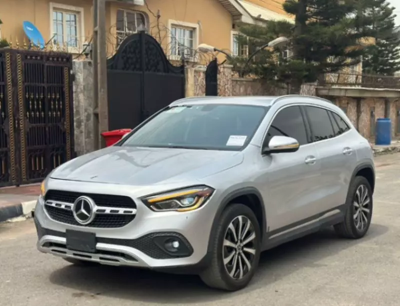 Mercedes-Benz GLA-Class   - 2021